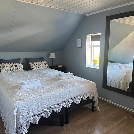 Helluland Guesthouse Saudarkrokur エクステリア 写真