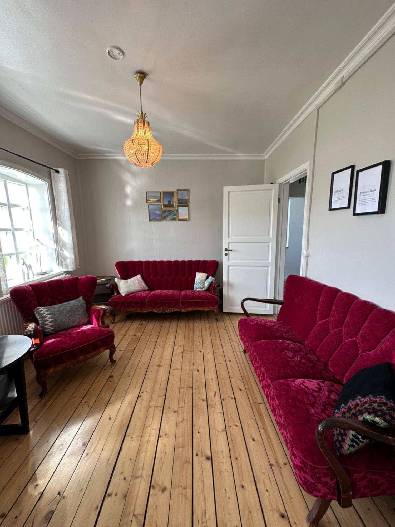 Helluland Guesthouse Saudarkrokur エクステリア 写真